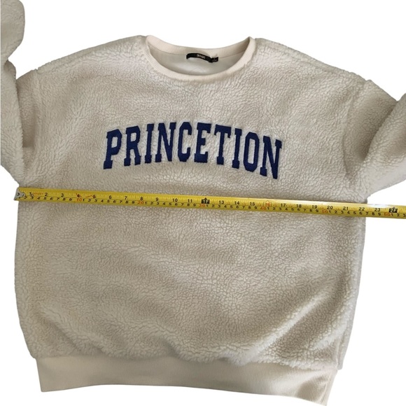 Princetion Sherpa-Style Cream Pullover Sweatshirt – Small - Picture 7 of 9